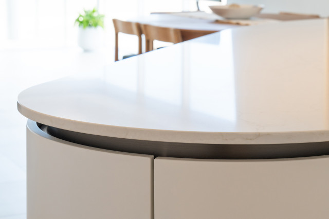 Waves modern-kitchen