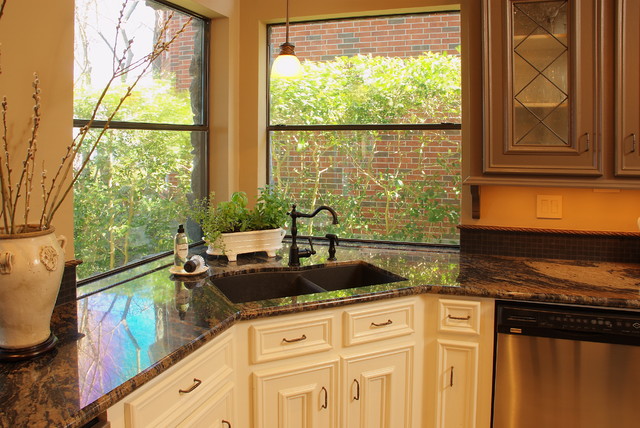 Kitchen Remodel classique-cuisine