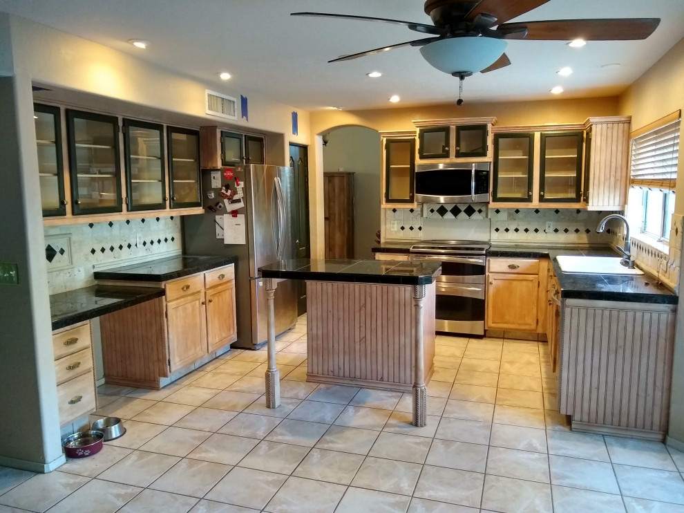Kitchen Hickory