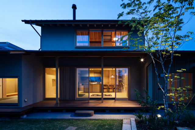 夕景 japones-moderno-fachada