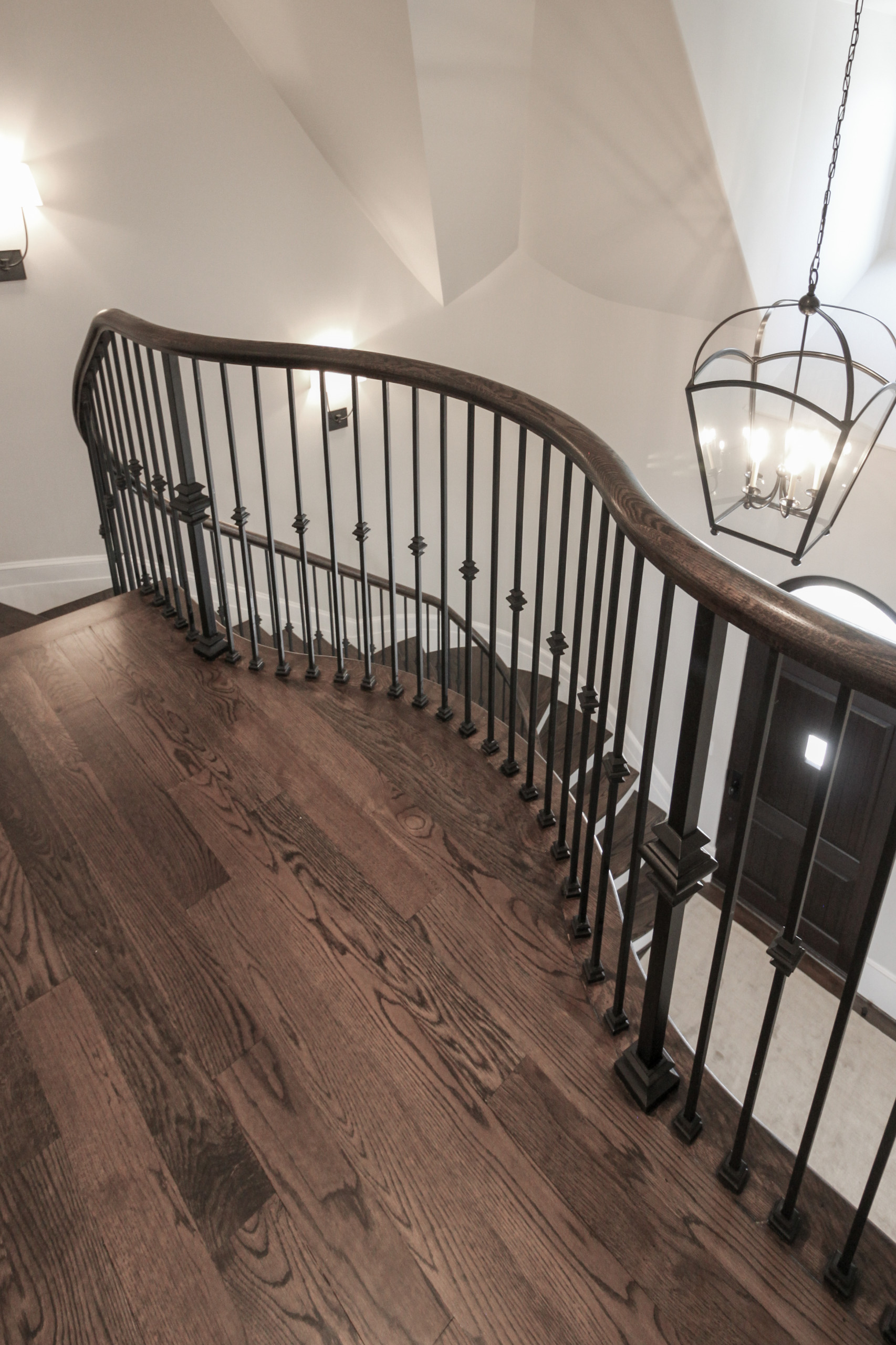 86_ Gorgeous Floating Curved Staircase, McLean VA 22066