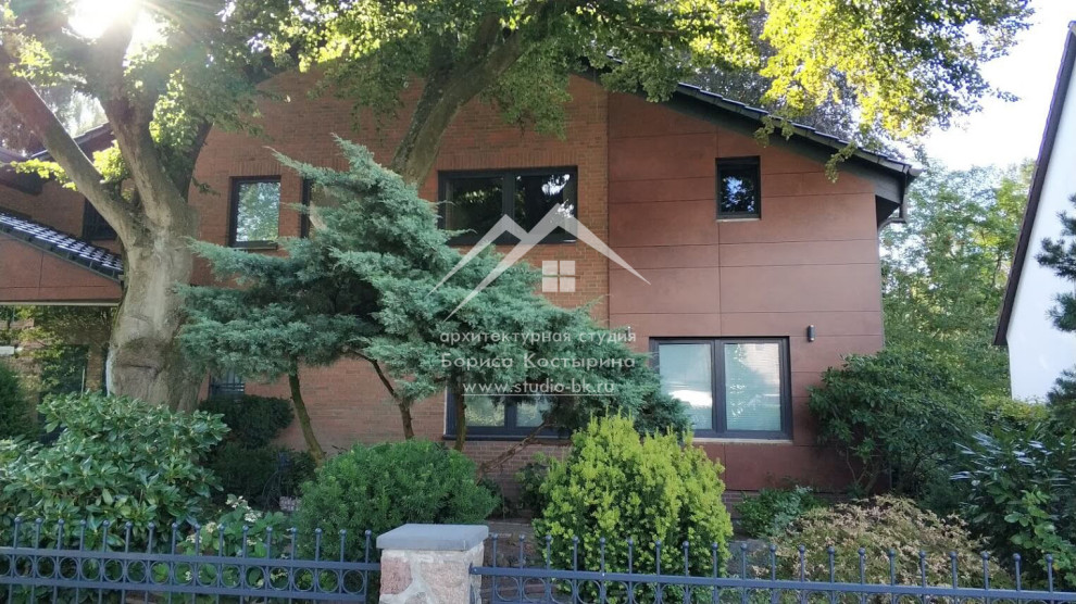 Фото реализованного проекта по реконструкции фасадов жилого дома в Германии