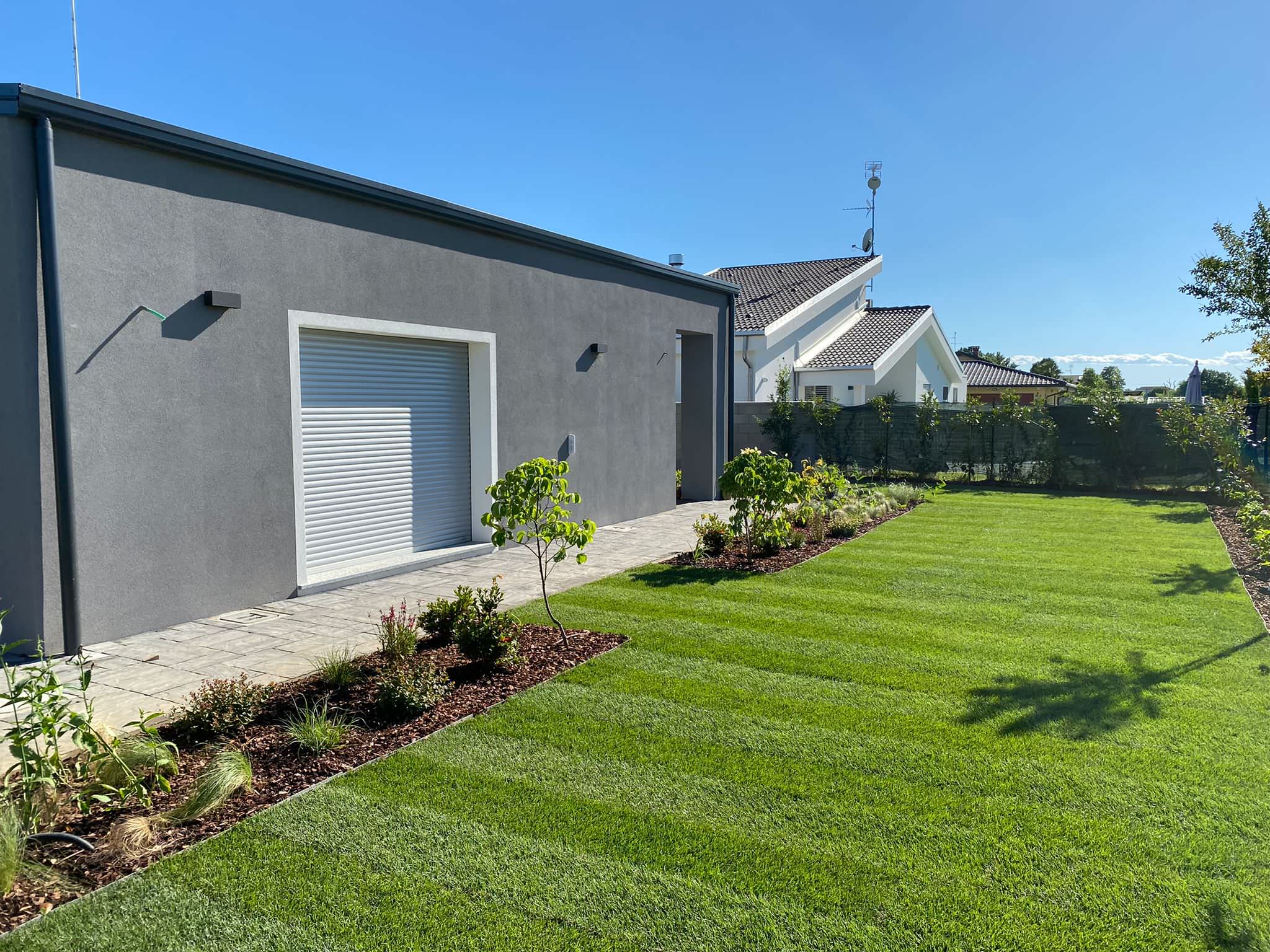 Realizzazione Giardino per villa moderna