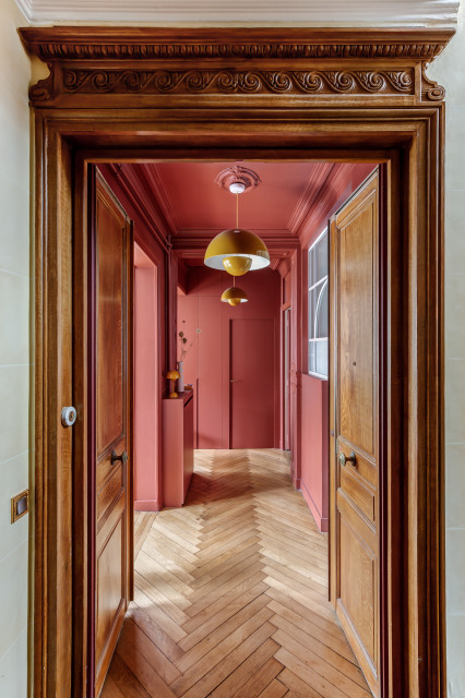 Entr&eacute;e entrance