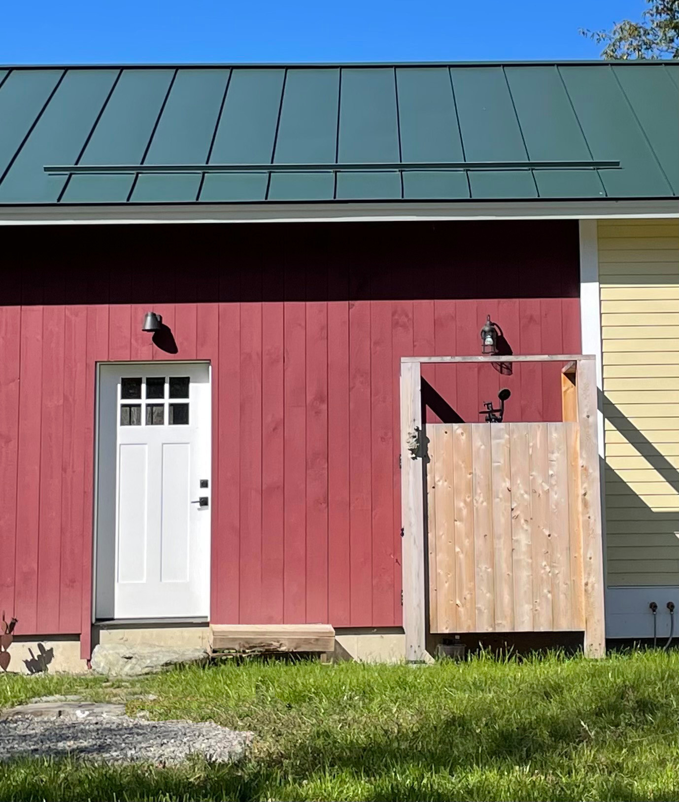Contemporary Energy Efficient Vermont Farmhouse