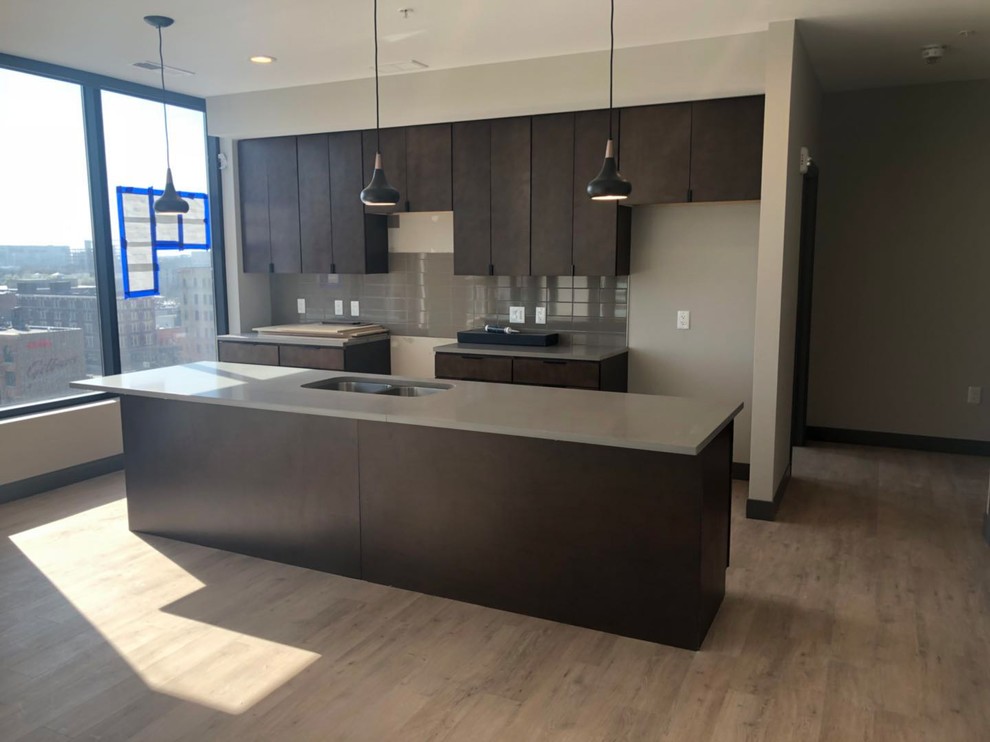 Kitchen - modern kitchen idea