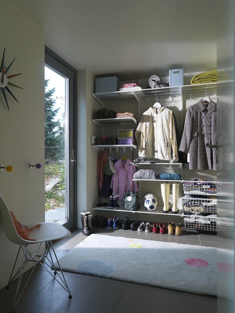 Прихожая с элементами Elfa