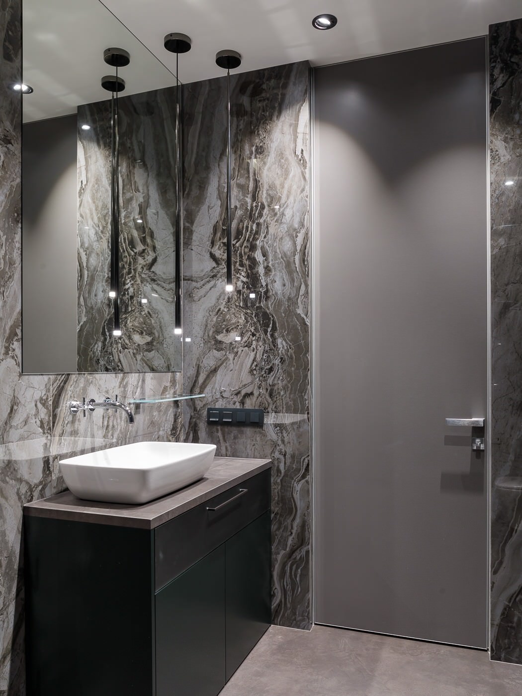 Четырехкомнатная квартира в современном стиле 166 м2