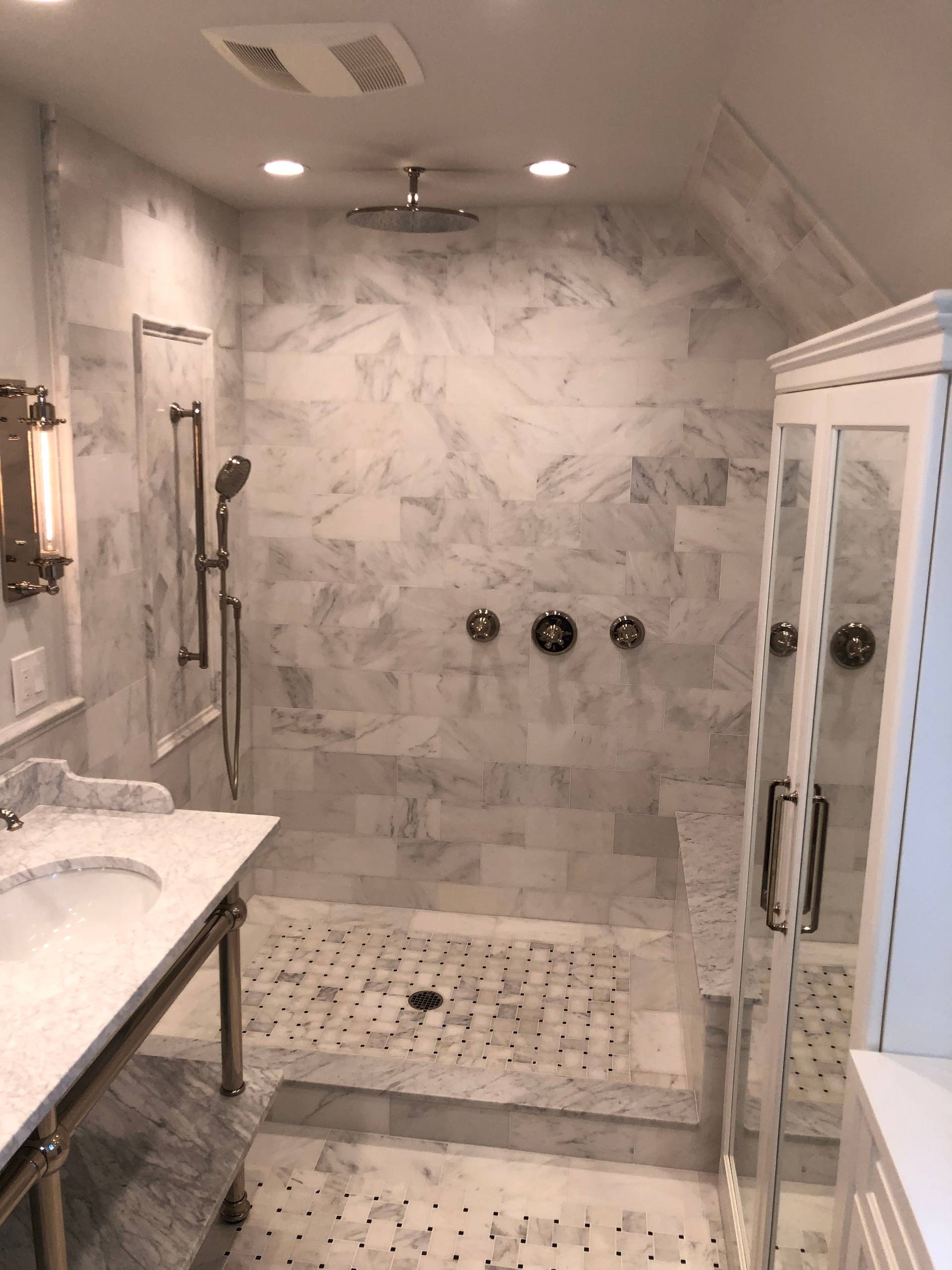 Silverman’s master bathroom