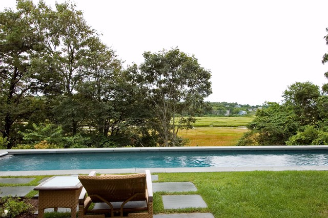 Pools traditional-swimming-pool-and-hot-tub
