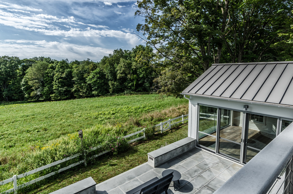 Mid-sized country patio photo in New York