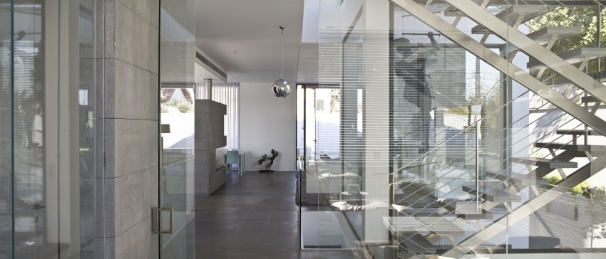 Стеклянные ограждения лестниц