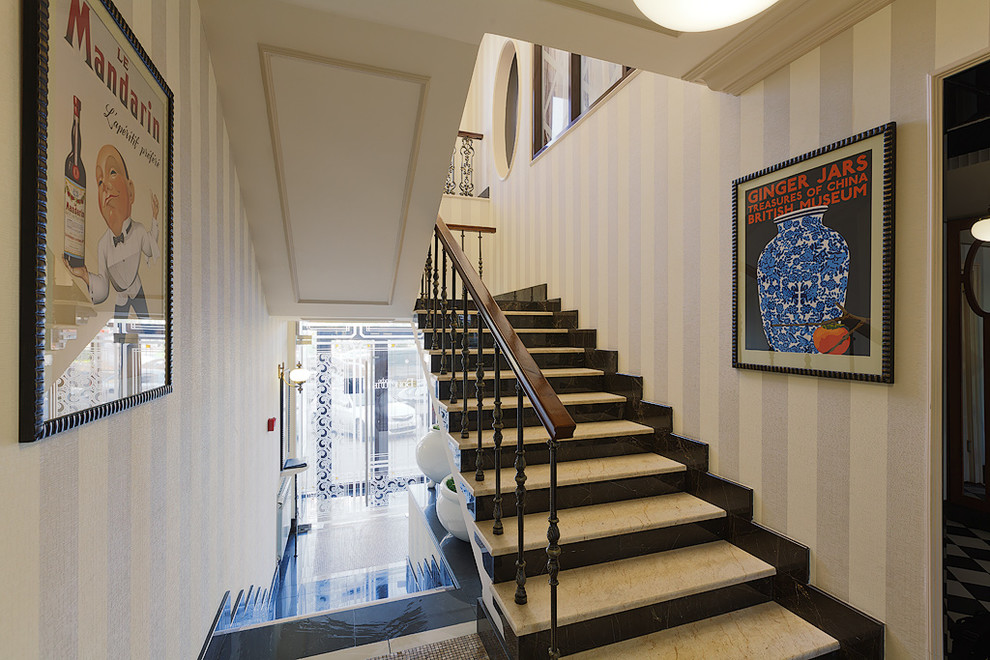 Интерьер кафе "Бристоль" в Казани