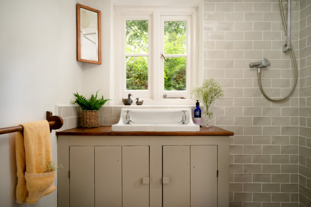 Weeke Brook rustic-bathroom