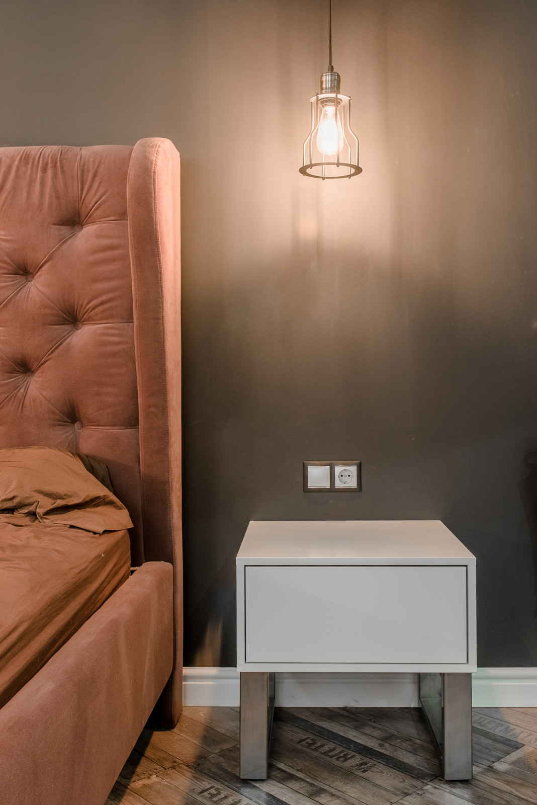 (Реализовано) Спальня в стиле Лофт