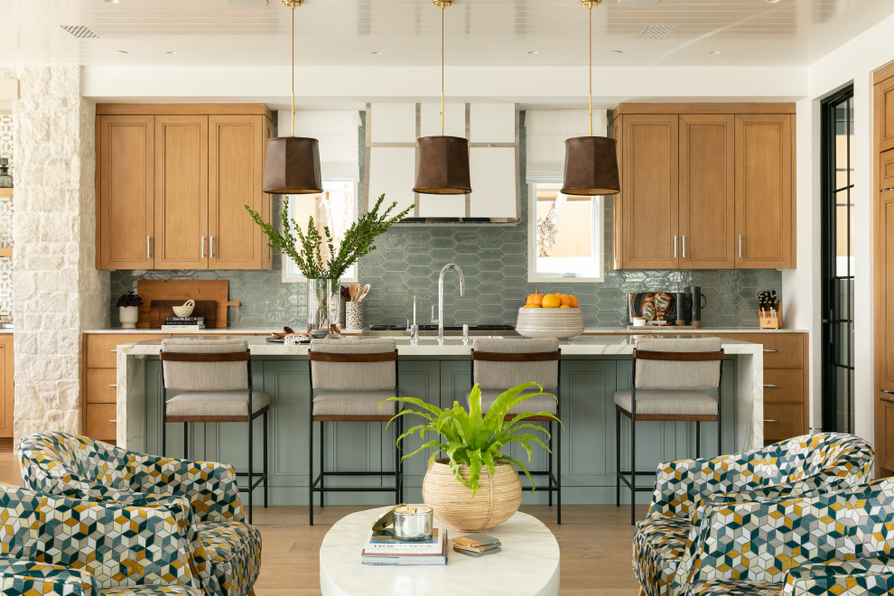 Kitchen - transitional kitchen idea in Orange County