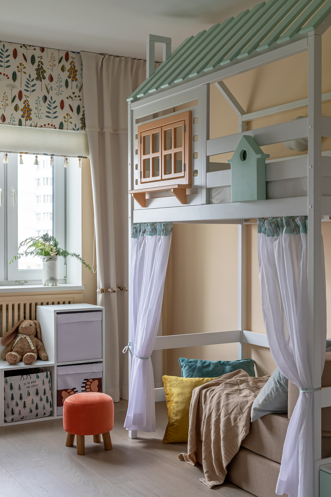 Квартира с яркими деталями и штрихами