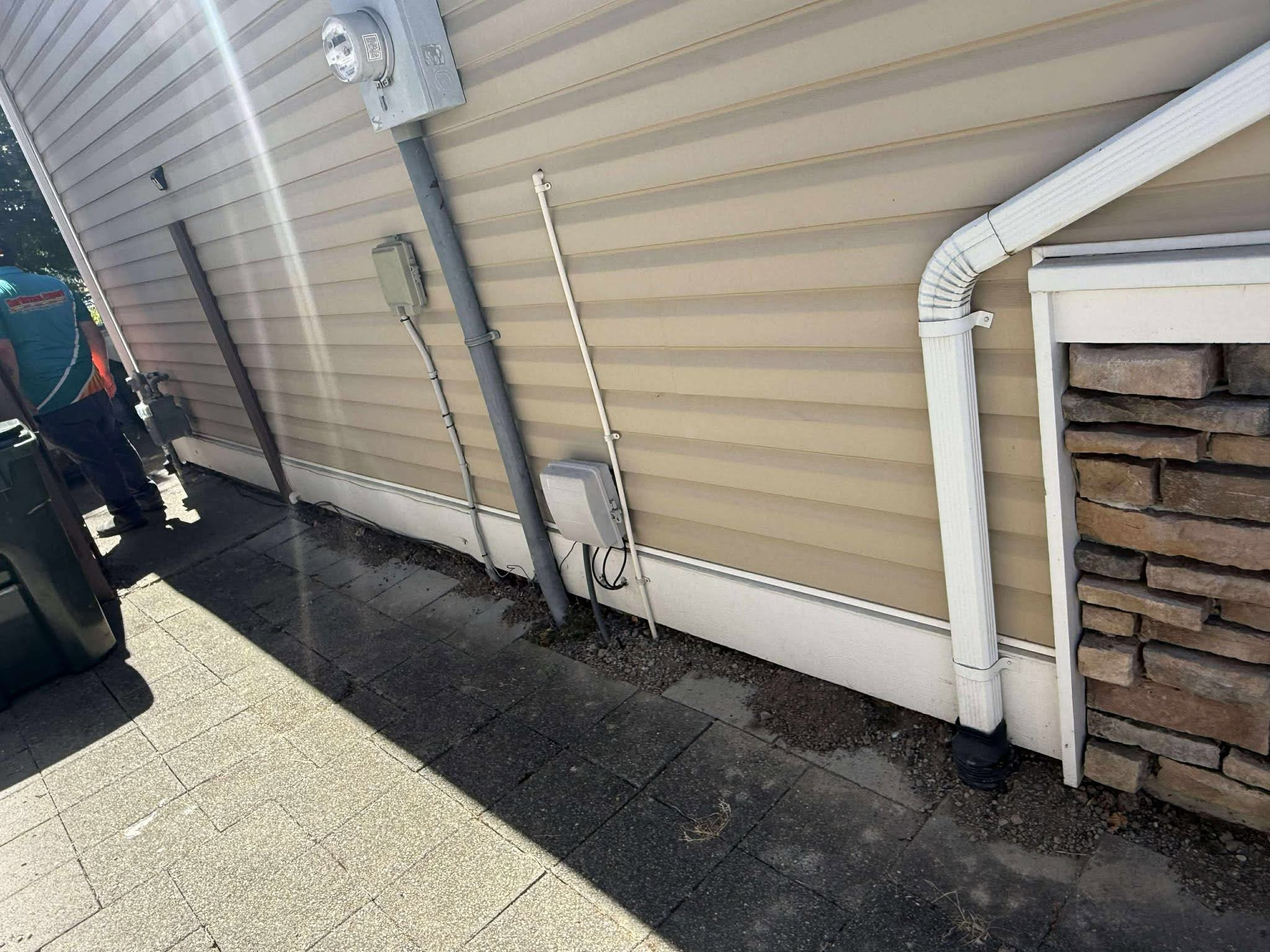 Exterior Wood Repairs & Repaint