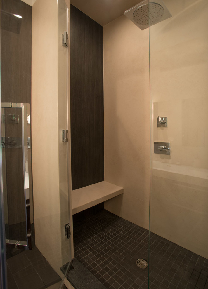 This is an example of a contemporary bathroom in Philadelphia with porcelain tile.