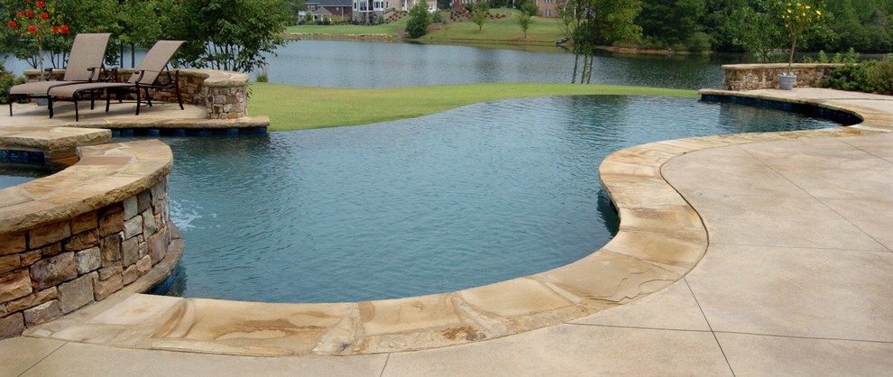 Example of a transitional pool design in Atlanta
