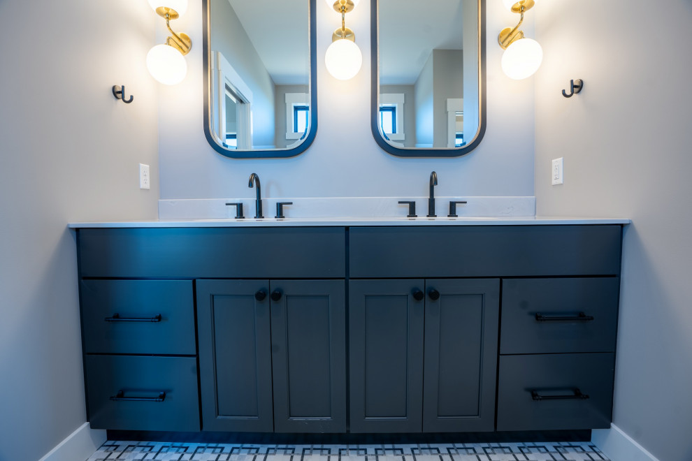 Bathroom 12