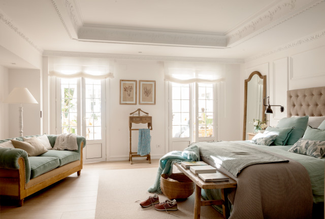 VIVIENDA CON TERRAZA EN VITORIA coastal-bedroom
