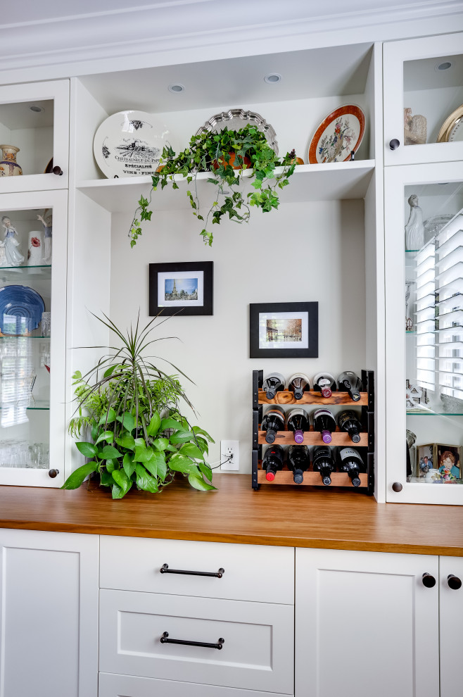 Example of a transitional kitchen design in Vancouver