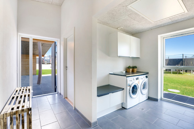 Inspiration til typehuse modern-utility-room