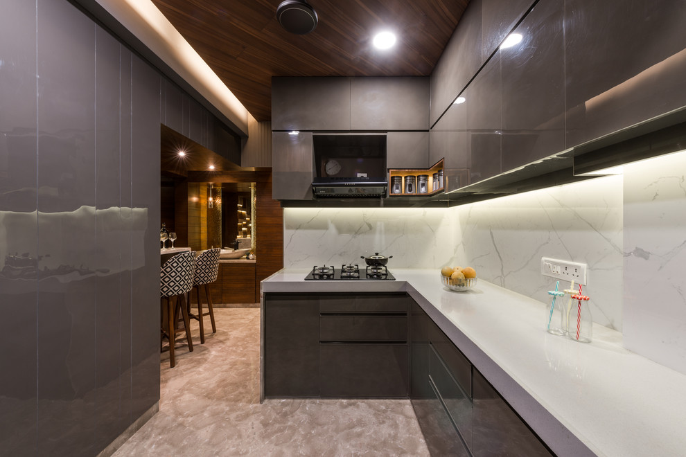 This is an example of a modern kitchen in Mumbai.
