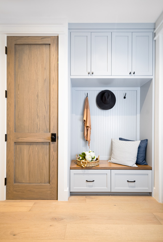 Inspiration for a transitional entryway remodel in Miami