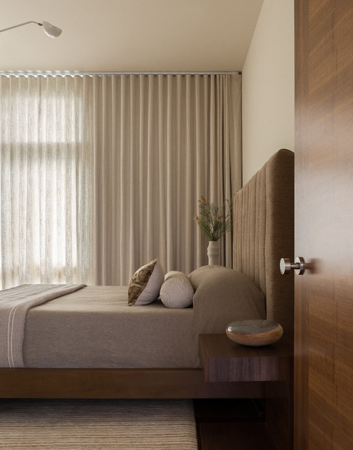 PAML SPRINGS MEETS PACIFIC NORTHWEST contemporary-bedroom