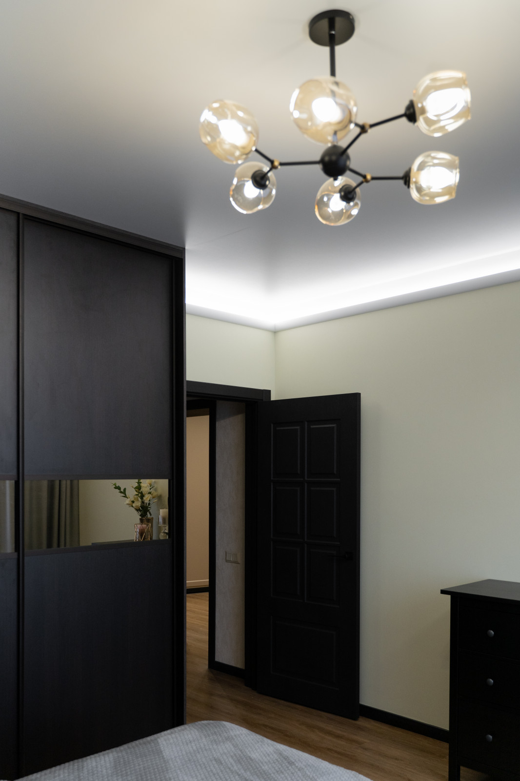 Квартира для молодого человека "Мягкая эклектика"