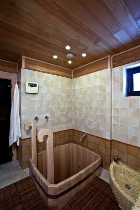 Офуро, сталактиты и банный дух. Проект для телепередачи «Дачный ответ».