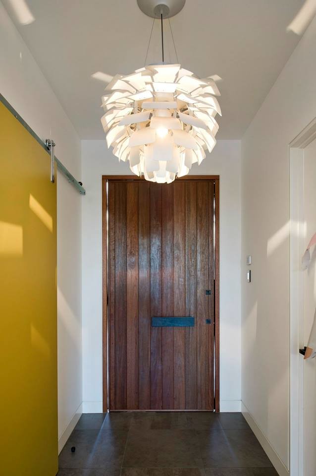 Photo of a contemporary entryway in Melbourne.