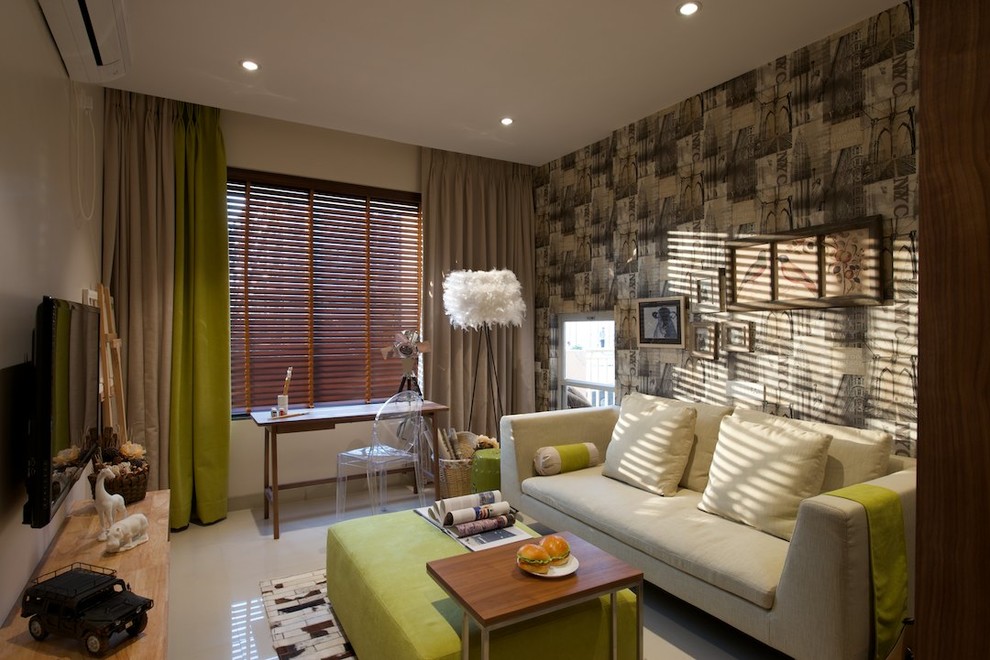 Inspiration for a contemporary living room in Pune.
