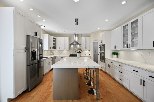 Home Staging Simsbury minimalistisch-kueche