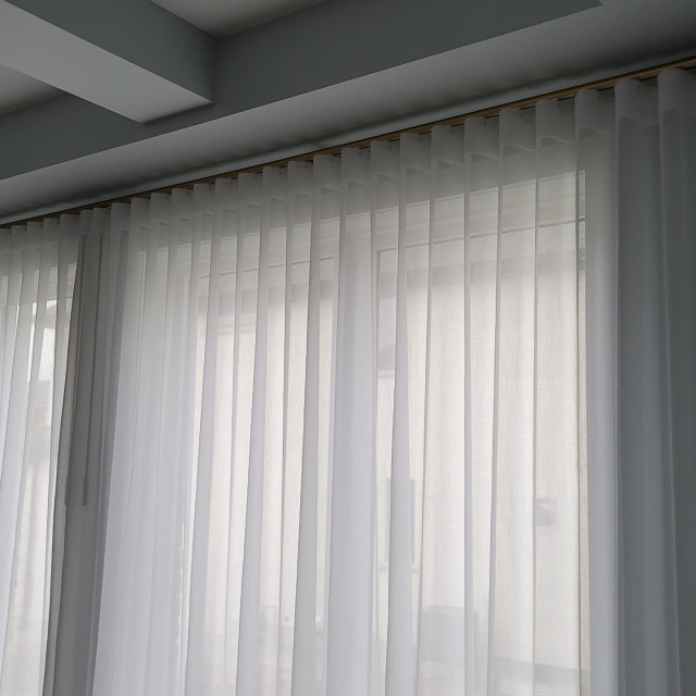 Sheer Elegance DraperyKitchener, ON Moderne Salle de Séjour