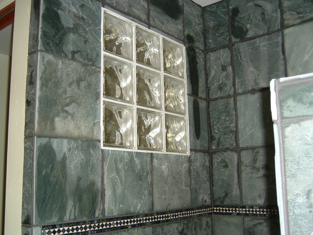 Bathrooms traditional-bathroom