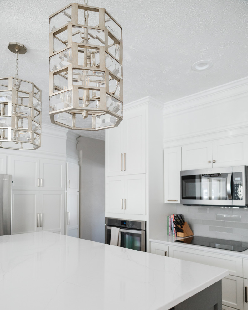 Kitchen - kitchen idea in Omaha