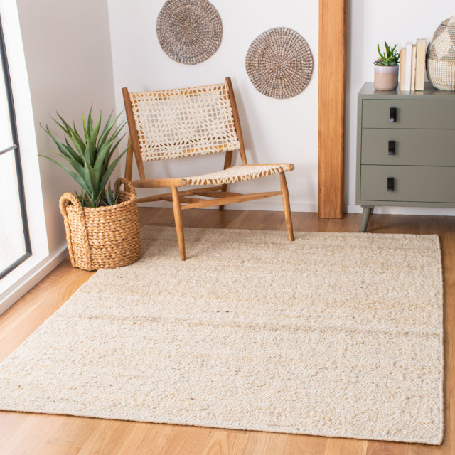 Safavieh Natura Nat263A Solid Color Rug, Ivory, 1'8"x5'0" Runner