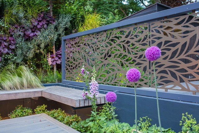 Entertaining garden in Blackheath contemporary-garden