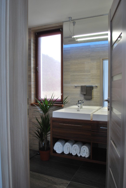 Duplex trendy-badevaerelse