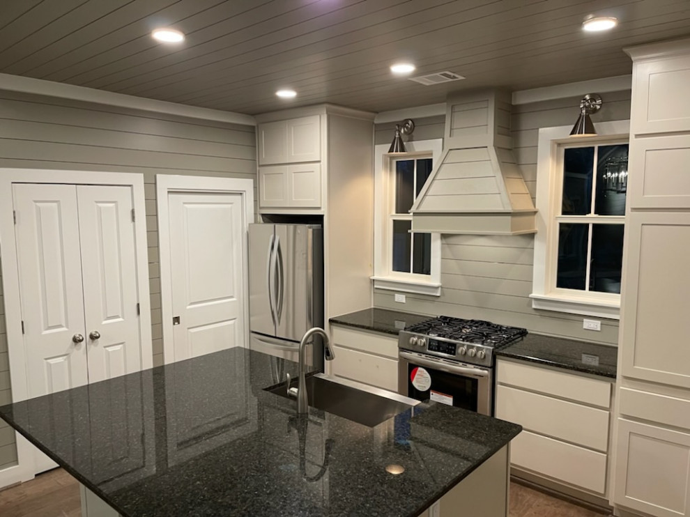 1150 sf Guest House