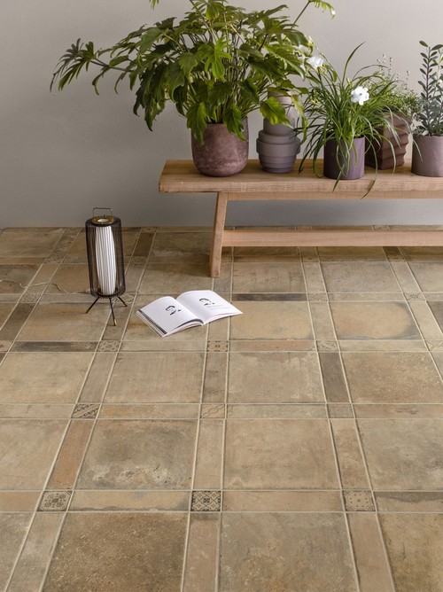 自然な質感が魅力 テラコッタタイルを取り入れた住まい Houzz ハウズ