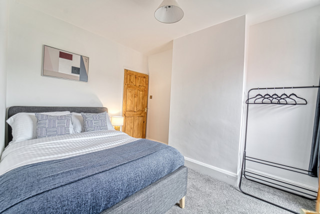 Serviced Accommodation - Worcester kitchen