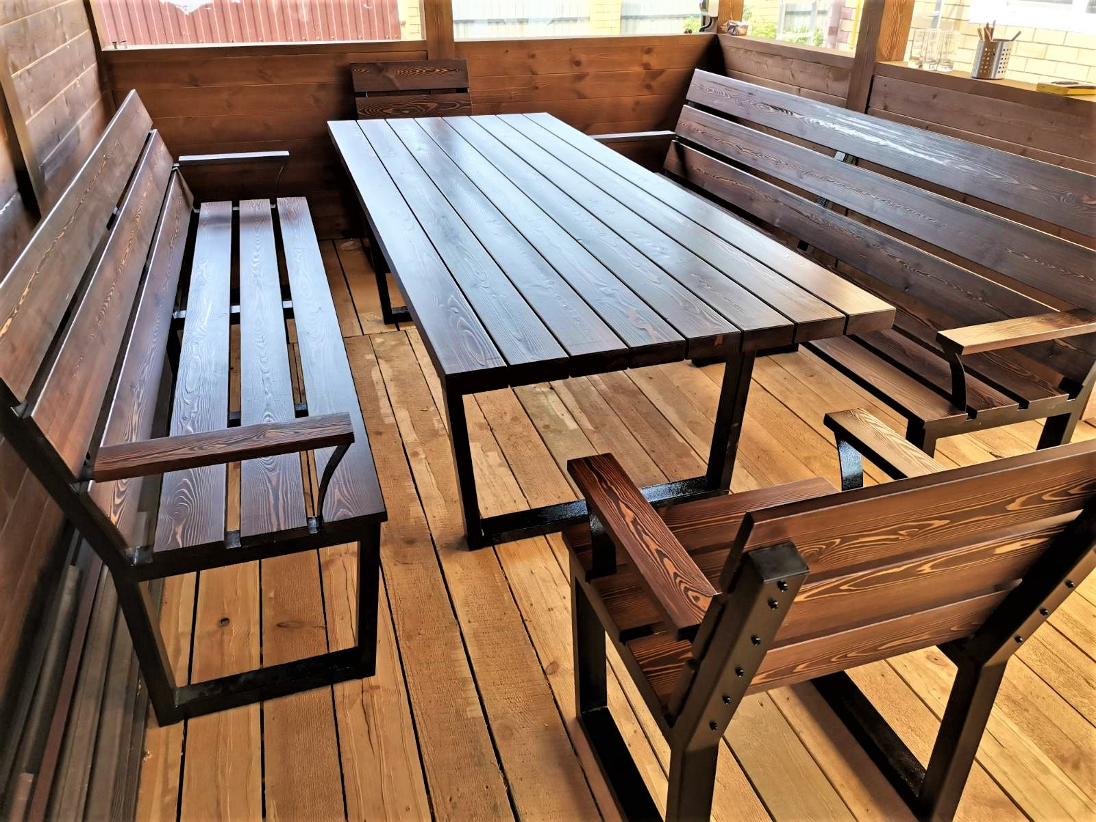 Садовая мебель из массива