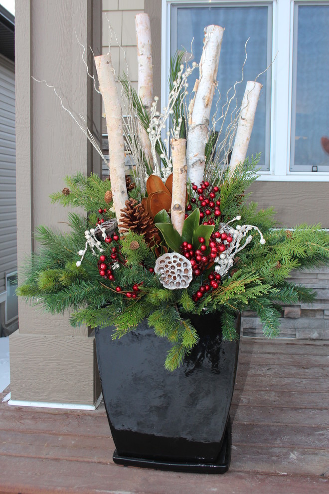 Inspiration for a craftsman porch remodel in Calgary