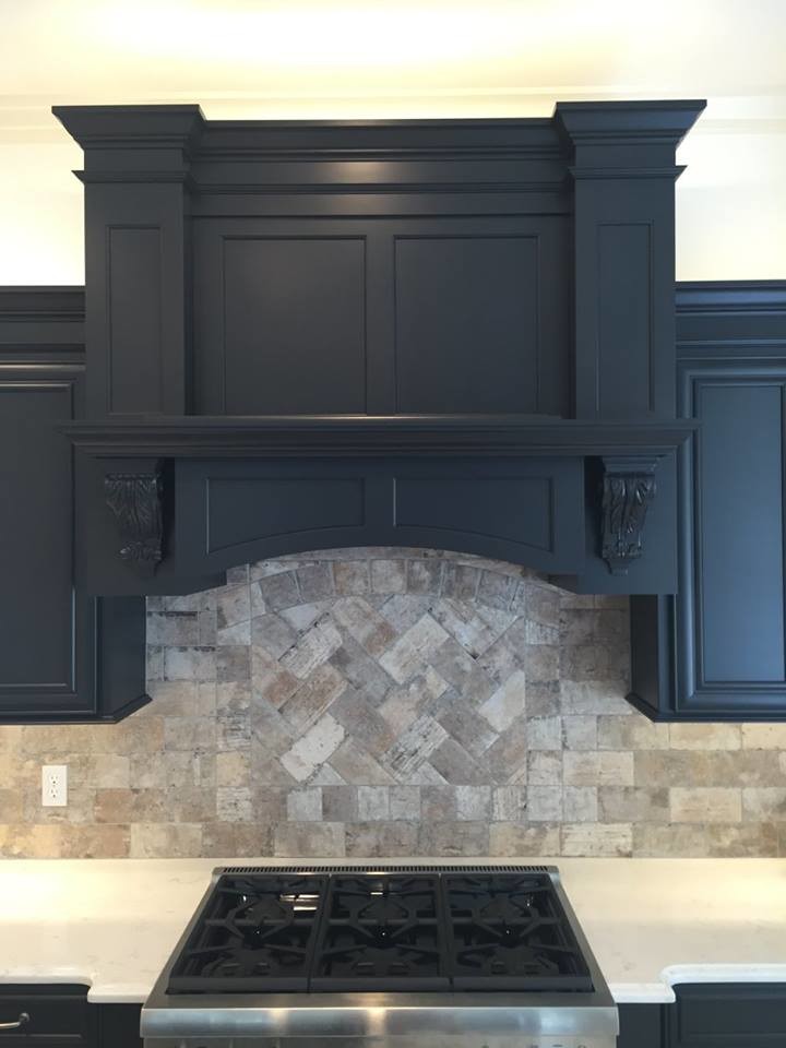 Example of a transitional kitchen design in Orlando