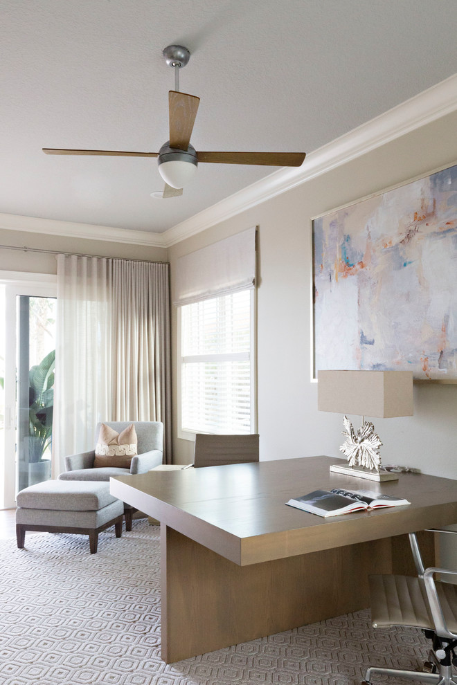 Inspiration for a transitional home design remodel in Orlando