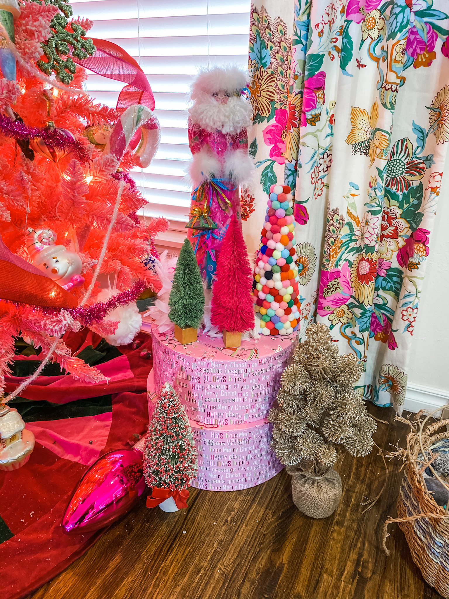 Pink Christmas Home Decor